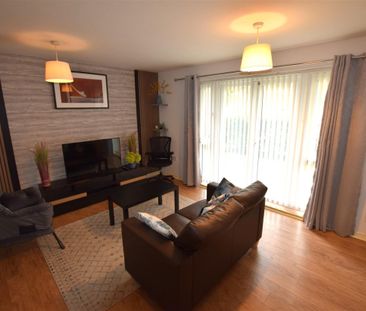 Philmont Court Bannerbrook Park Coventry - Photo 2