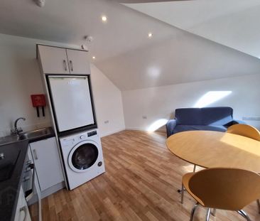 181 Lisburn Road APT 5, [tates Avenue], Belfast, BT9 7EJ - Photo 3