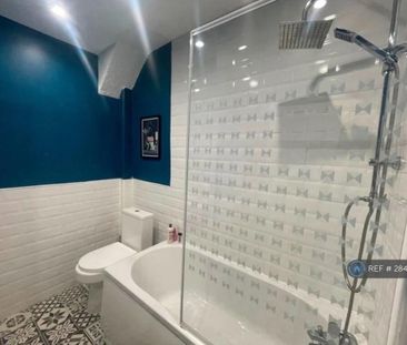 2 bedroom terraced house to rent - Photo 6