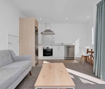 Power & Internet included - singles and couples considered - close ... - Photo 1