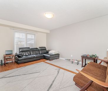 For Lease - 2570 Valleyridge Drive, Oakville, Ontario - Photo 4