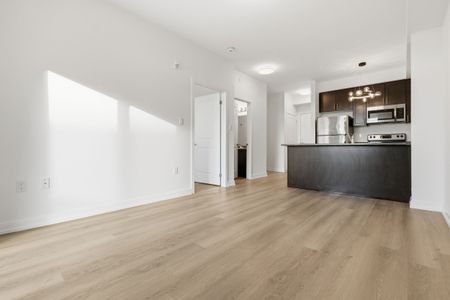 For Lease - 125 Shoreview Place Unit# 334, Hamilton, Ontario - Photo 2