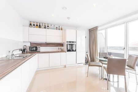 2 bedroom flat to rent - Photo 5