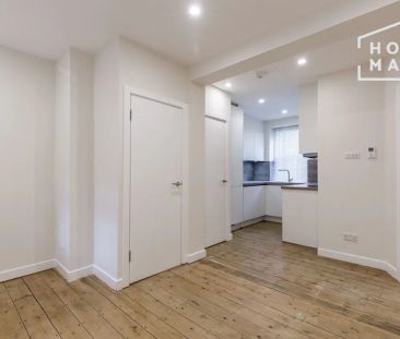 Brent House, E9 - Photo 2