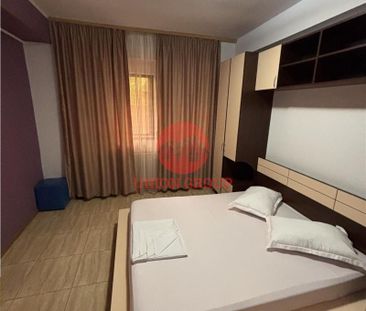 Vila Impecabila Mamaia-Sat, 6 Camere cu Baie Proprie + Apartament - Photo 3