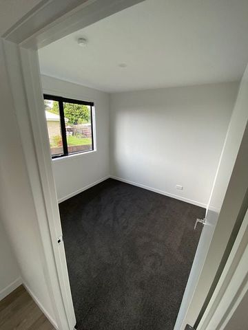 Newly Built 2-Bedroom Unit - Ideal for Working Pro - Photo 5