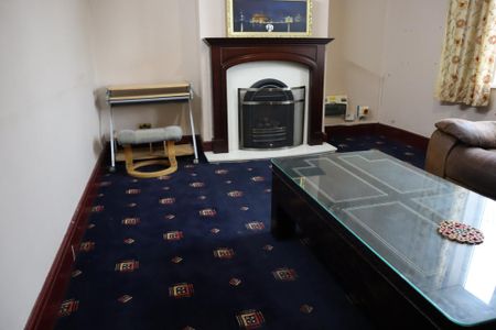 3 bedroom terraced house to rent - Photo 4