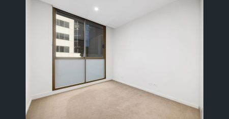 CORNER TWO BED APARTMENT IN HEART OF CBD - Photo 2