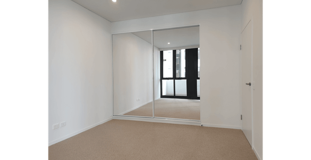 Prime Location – Ideal for Couples and Students! Comfortable, Relaxing, and Lifestyle Perfect! Must Inspect! - Photo 1