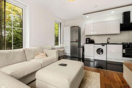 2 Bedroom Apartment To Let - Photo 2