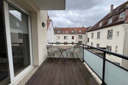 Joli F3 meublé avec garage - Entrée de Schiltigheim - Photo 2