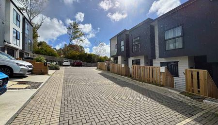 Modern Comfort & Style - Photo 3