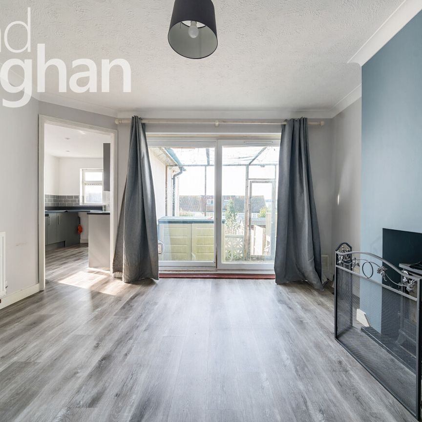 2 bedroom semi-detached bungalow to rent - Photo 1