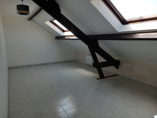 Location Appartement 1 pièce 19m² VAUJOURS 93410 - Photo 1