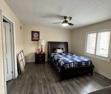 For Lease - 224 Moorland Crescent, Hamilton, Ontario - Photo 2