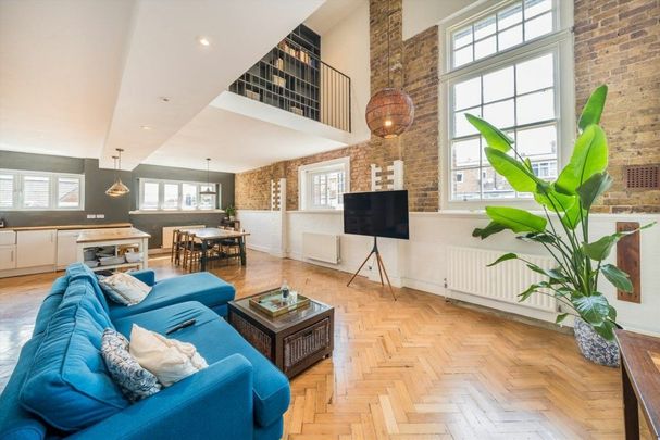 Johnson Street, Shadwell, E1 - Photo 1