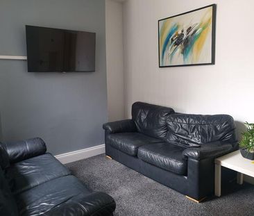 6 bedroom house share to rent - Photo 1