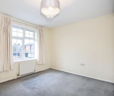 3 bedroom end of terrace house to rent - Photo 5