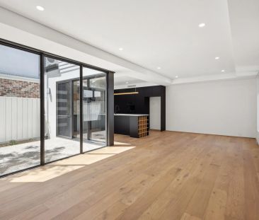 A Perfect Blend of Comfort and Elegance - Photo 6