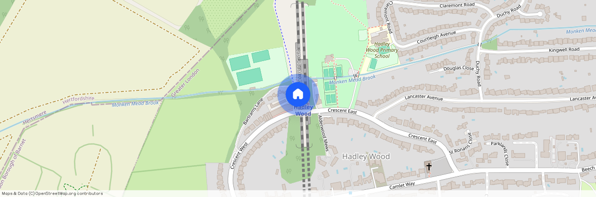 Crescent West, Hadley Wood