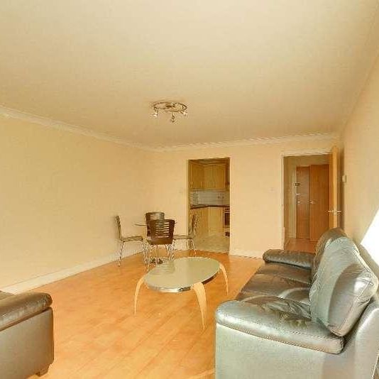 Boardwalk Place, Canary Wharf, Isle Of Dog, London, E14 - Photo 1