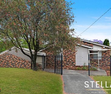 Peaceful Living Near UOW - 3 Bedroom House - Photo 2