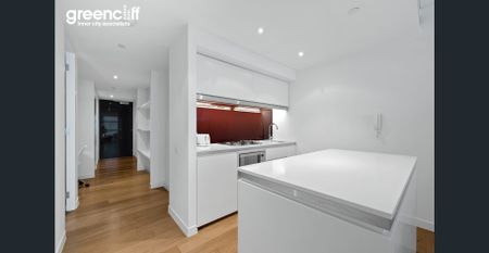 Enjoy stylish living in the prestigious Lumiere Residences. - Photo 4