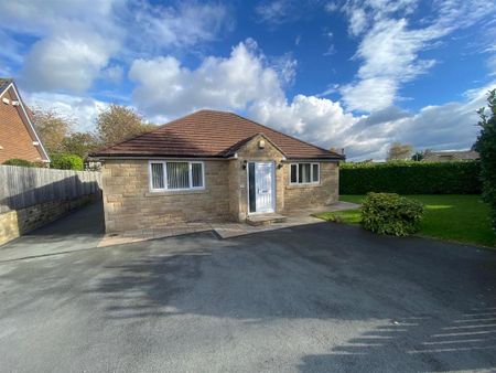 3 bedroom detached bungalow to rent - Photo 4
