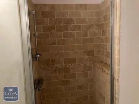 Appartement à louer 3 pièces 74.4m² - Photo 2