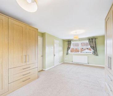 3 bedroom detached house to rent - Photo 3