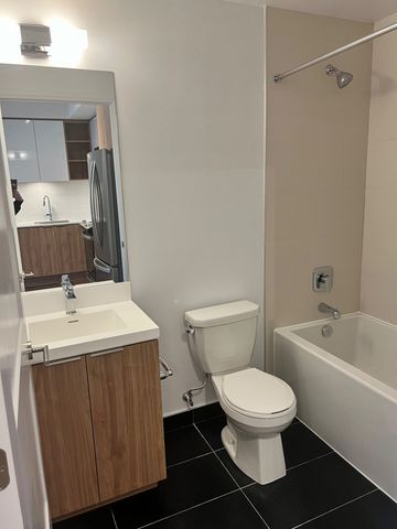 For Lease - 25 Holly Street Unit# 2210, Toronto, Ontario - Photo 5