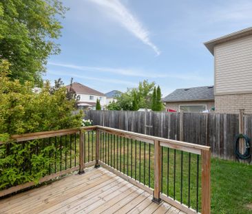 For Lease - 560 Falconridge Drive, Oshawa, Ontario - Photo 3