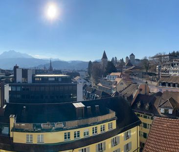 Diese Wohnung macht Sie sprachlos - 4.5 Zimmer-Attikawohnung in Luzern - Foto 2