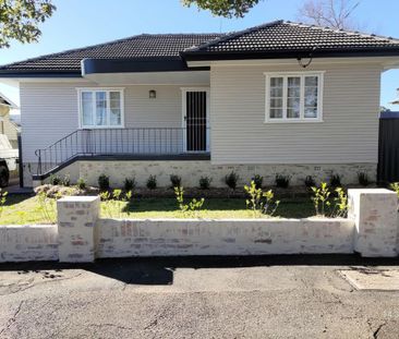 Charming Inner-City Home for Rent – Walk to Bakers Duck & the Toowo... - Photo 1