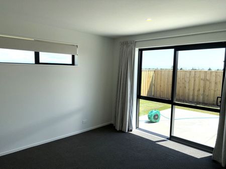 7 Henshaw Street, Woodend, NZ - Photo 3