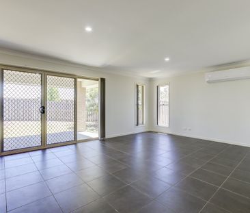3 Bedroom Family Home With a Study!!!! - Photo 2