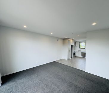 5A Malaga Crescent, Harewood - Photo 2