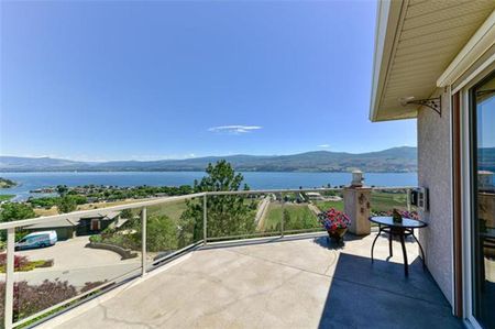 4 bed/3 bath West Kelowna - Photo 3