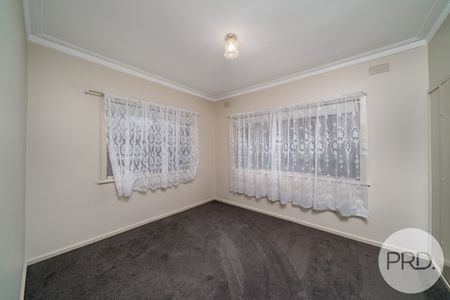 193 Lake Albert Road, Kooringal NSW 2650 - Photo 2