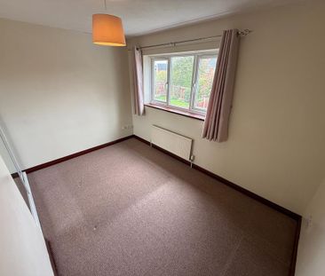 2 bedroom semi-detached house to rent - Photo 5