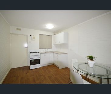 5A Travancore Avenue, Maylands, WA 6051 - Photo 6
