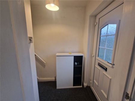 Woodsome Estate, Batley, WF17 - Photo 3