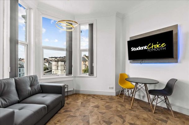 Gordon Terrace, Plymouth - Photo 1