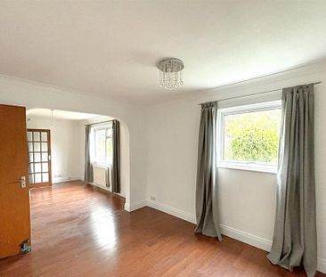 4 bedroom detached house to rent - Photo 4