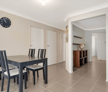 Family House For Lease - Photo 3