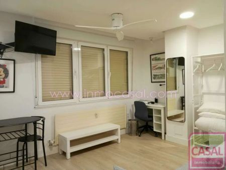 Alquiler de piso en Milán-Pumarín - Photo 2