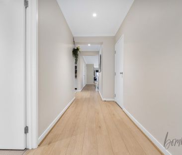 Beautiful 4-Bedroom Family Home in Prime Wollert Location! - Photo 1