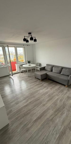 Na wynajem kawalerka os.Zwycięstwa 32 m² - Photo 1