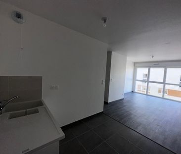 Location Appartement 2 pièces 45 m² Louviers - Photo 3