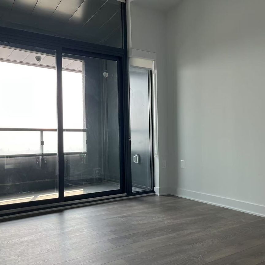 For Lease - 2920 Highway 7 Road Unit# 5301, Vaughan, Ontario - Photo 1